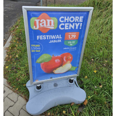 Potykacz Waterbase zewnętrzny A1 84×59,5 cm z kółkami dwustronny – stabilna reklama na chodnik