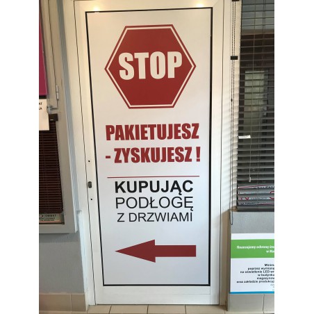 Biała folia samoprzylepna monomeryczna matowa CMYK – do szyb i reklam zewnętrznych