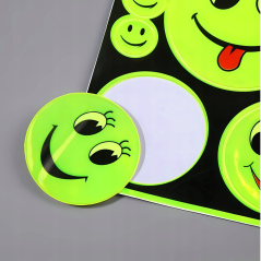 Naklejki odblaskowe buźki emotki zestaw 11 sztuk – bezpieczeństwo na rower i plecak
