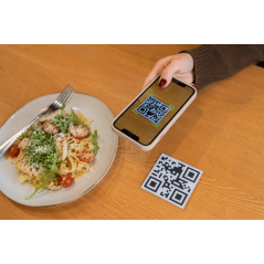 Naklejki z Twoim kodem QR 80 × 80 mm 100 szt - wodoodporne na różne powierzchnie