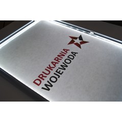 Podświetlana ramka LED OWZ A1 aluminiowa profil 25 mm – ekspozycja całodobowa