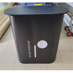 Stabilna lada promocyjna Pop-Up 2×1 90×40 cm z nadrukiem – na eventy i targi