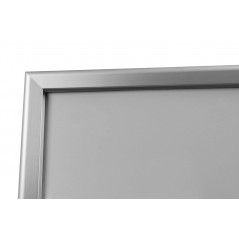 Potykacz Waterbase zewnętrzny A1 84×59,5 cm z kółkami dwustronny – stabilna reklama na chodnik